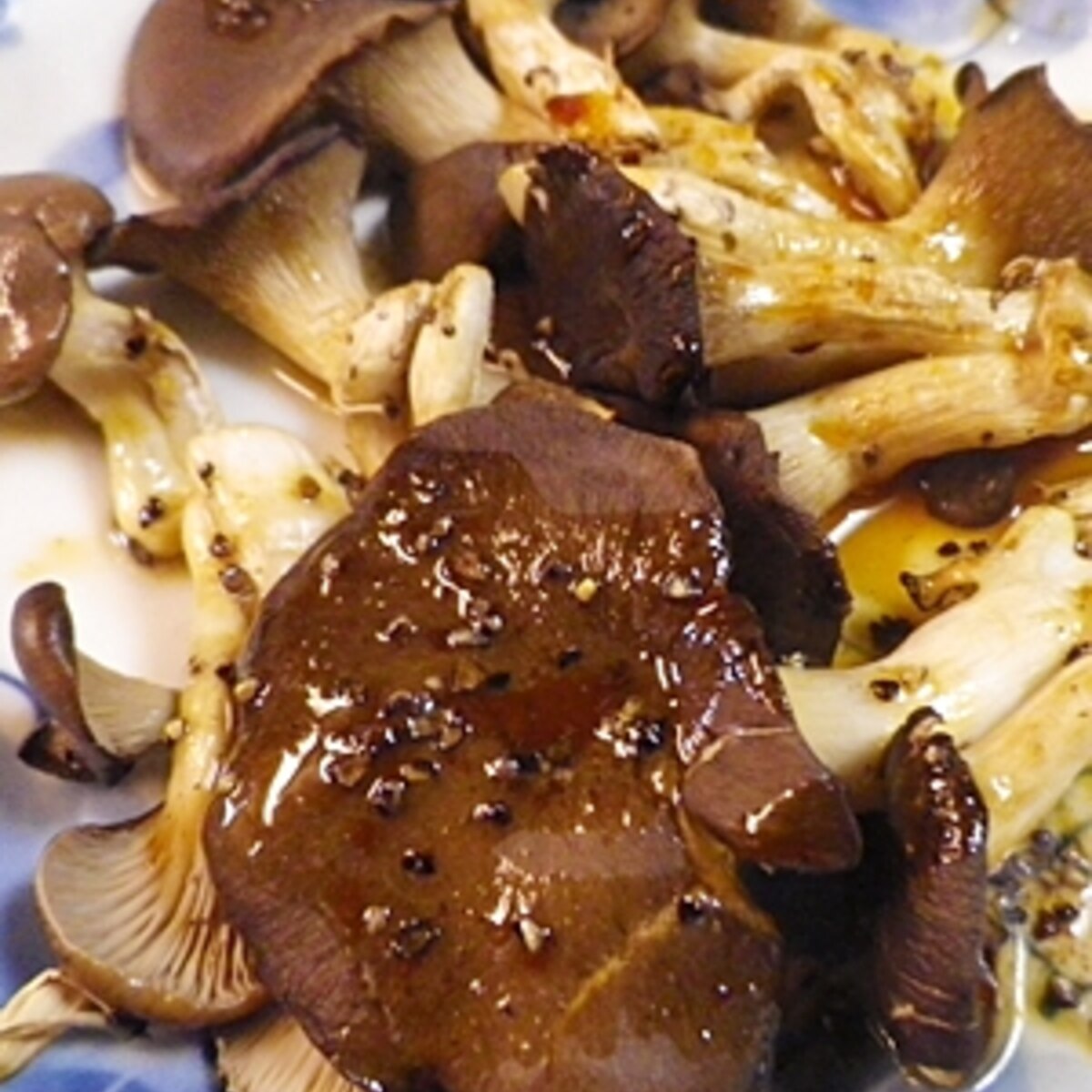 焼きひらたけの醤油ごま油がけ レシピ 作り方 By Leopoo 楽天レシピ 焼きひらたけの醤油ごま油がけ レシピ 作り方 By Leopoo 楽天レシピ